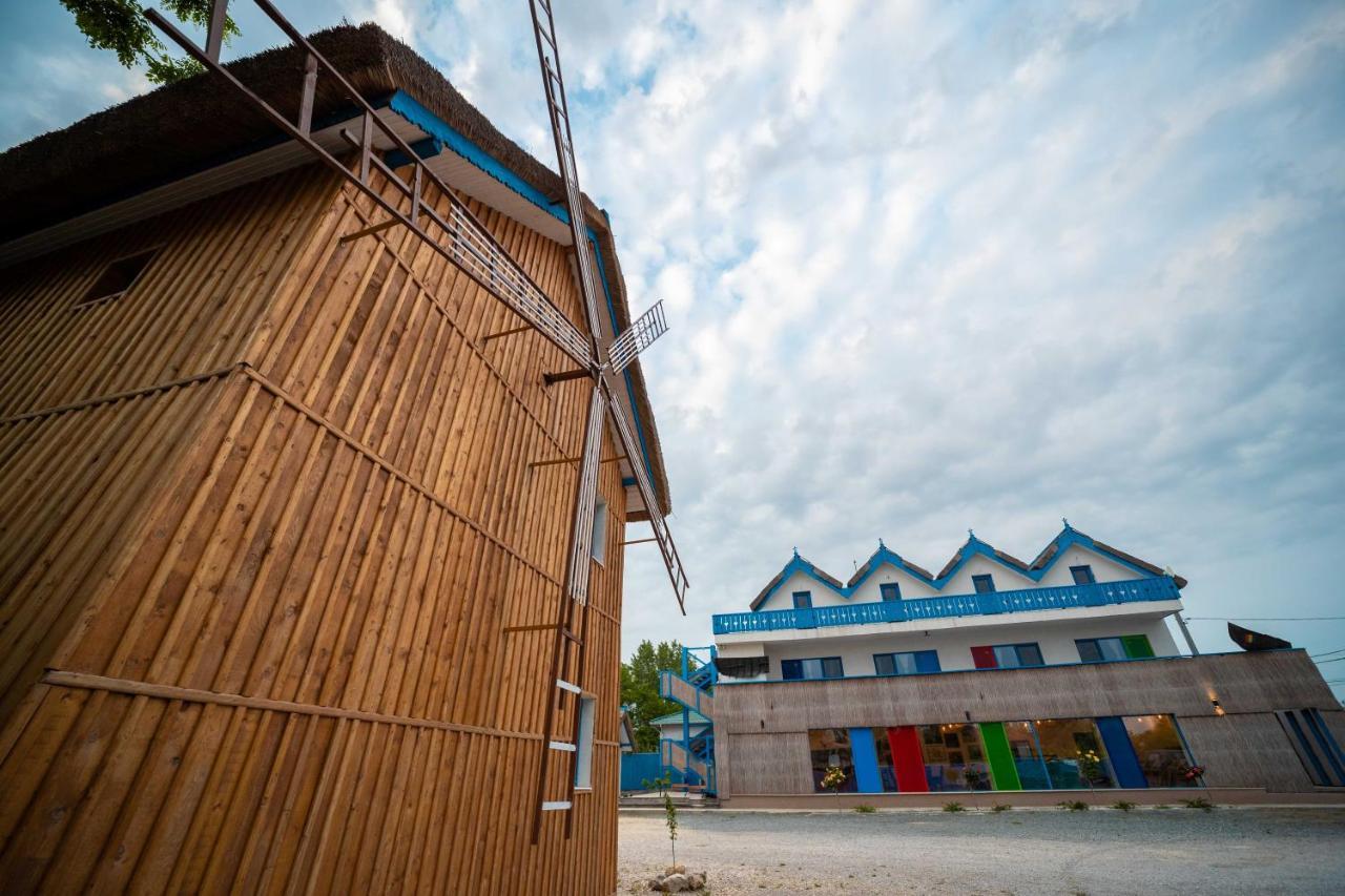 Nena Art Resort Dunavăţu de Jos Exteriör bild