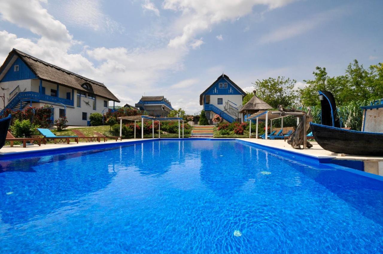 Nena Art Resort Dunavăţu de Jos Exteriör bild