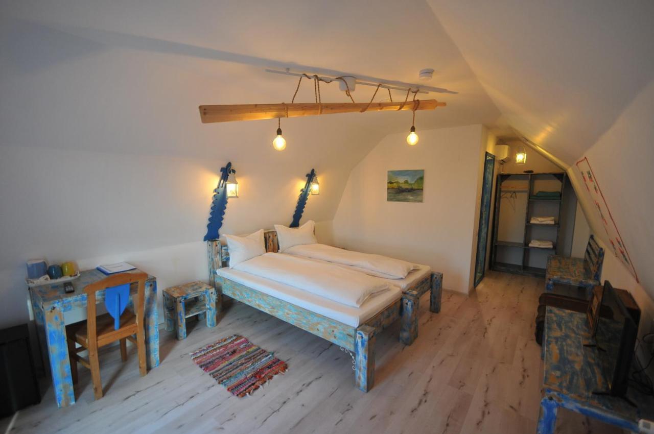 Nena Art Resort Dunavăţu de Jos Exteriör bild