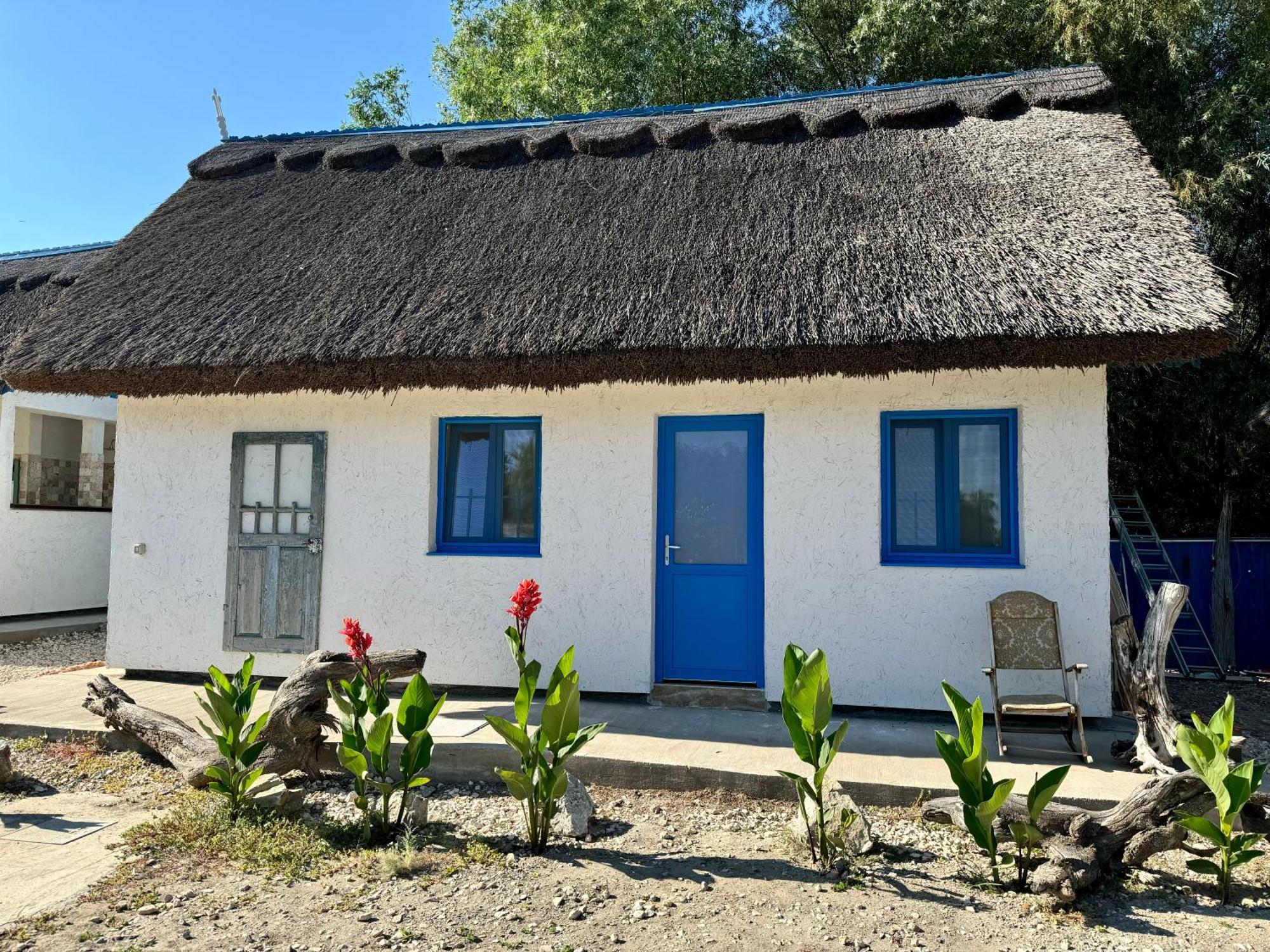 Nena Art Resort Dunavăţu de Jos Exteriör bild